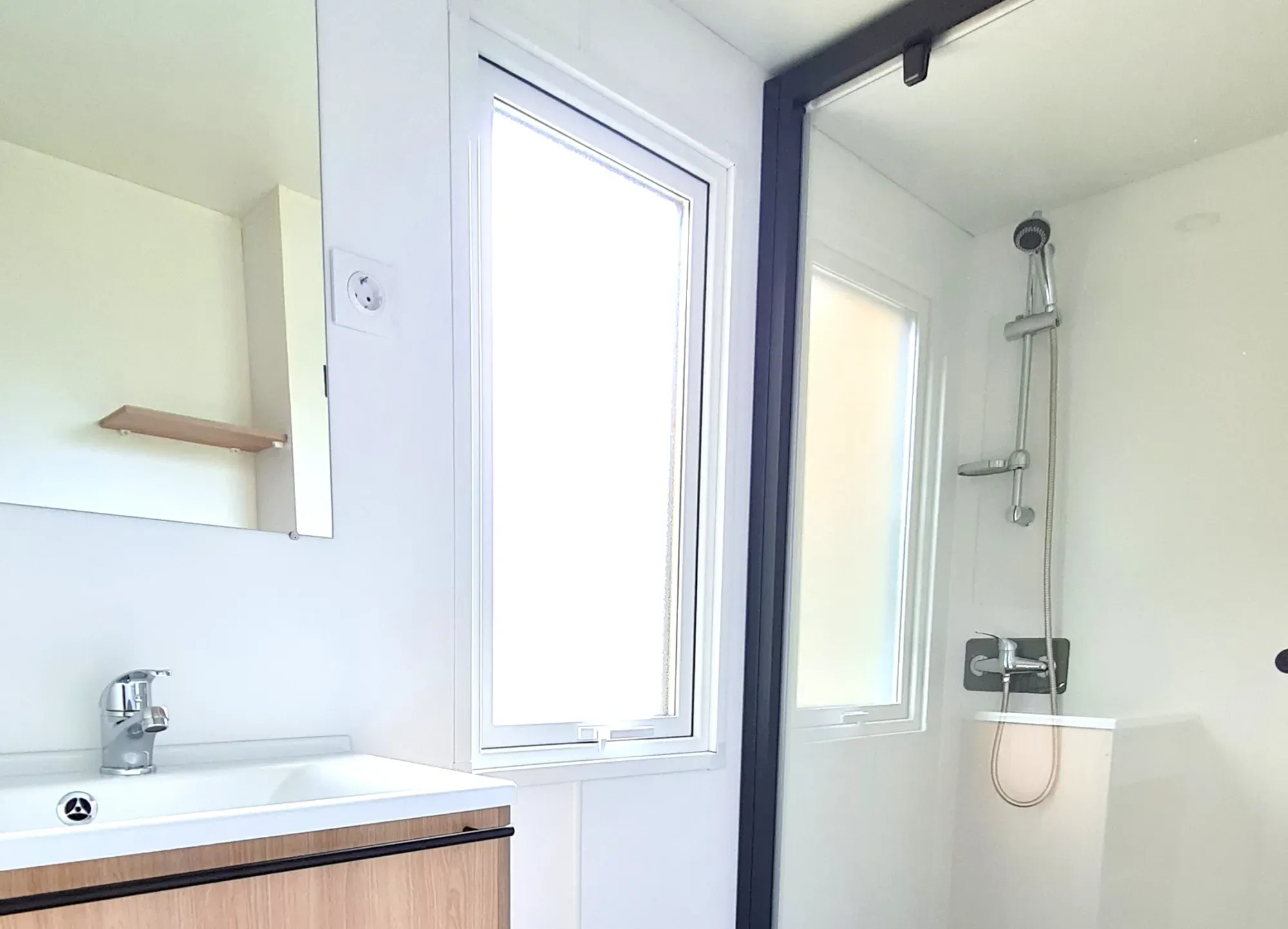Mobil-home Terracotta Supérieur 3 chambres (2)